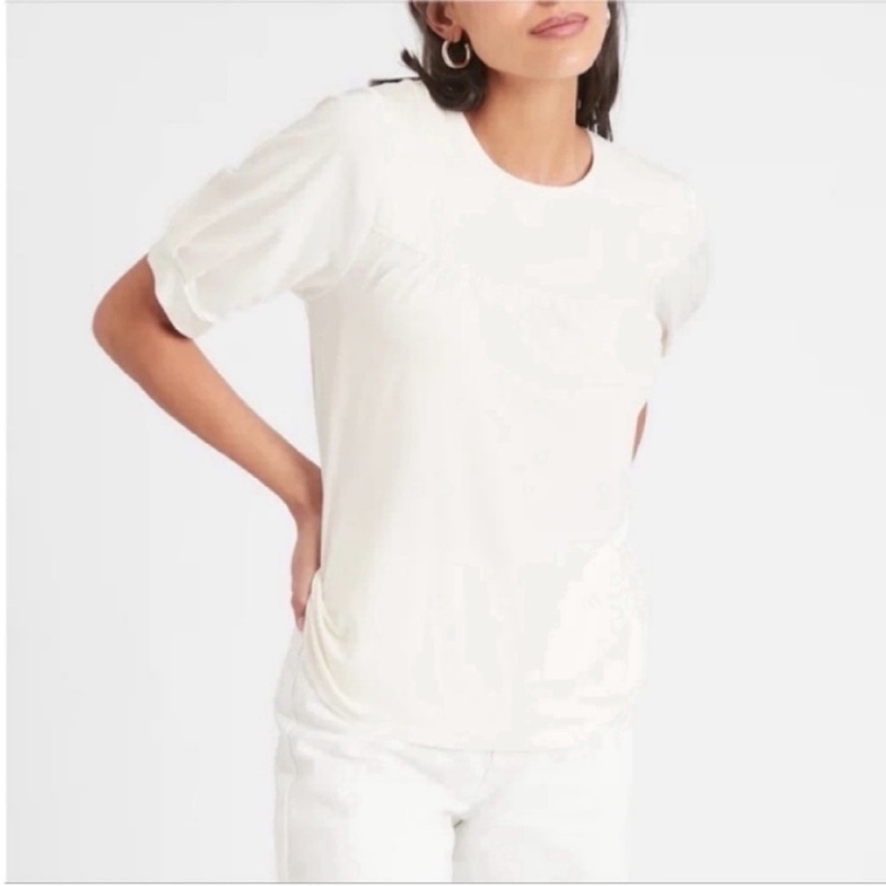 Banana Republic crew neck banded sleeve top